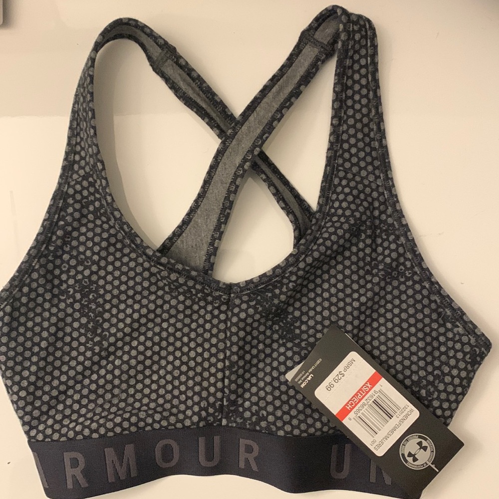 NWT Under Armour XS Sports Bra